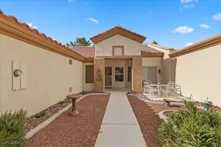 Photo #5: 2722148 Listing