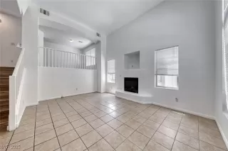 Photo #3: 2722165 Listing