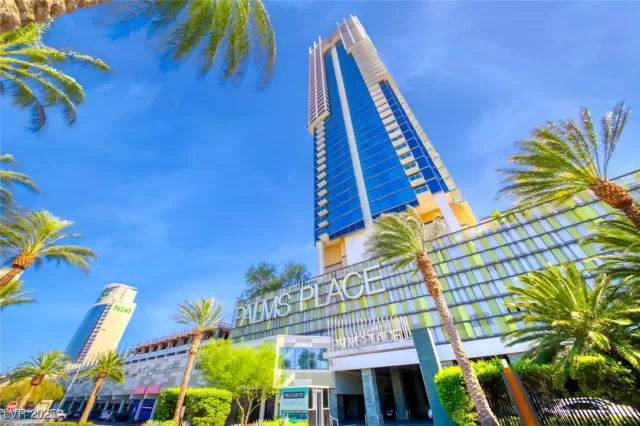 MLS: 2722183 Condo For Sale