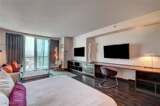 Photo #2: 2722183 Listing 