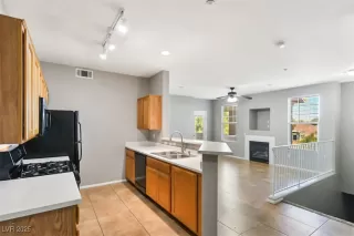 Photo #3: 2722245 Listing 