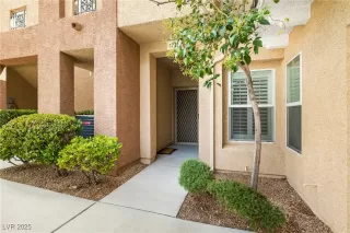 Photo #1: 2722285 Listing 