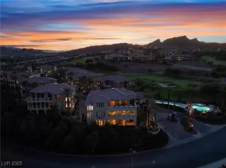 Photo #3: 2722289 Listing 