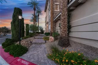 Photo #6: 2722289 Listing 