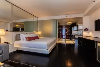 Photo #1: 2722335 Listing 