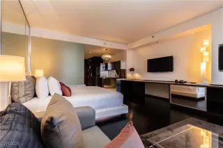 Photo #2: 2722335 Listing 