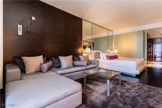 Photo #6: 2722335 Listing 