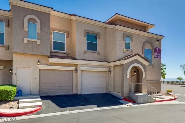 MLS: 2722344 Condo For Sale