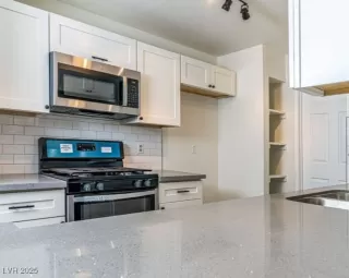 Photo #6: 2722359 Listing 