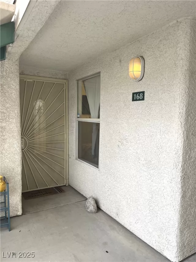 MLS: 2722380 Condo For Sale