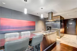 Photo #3: 2722419 Listing 