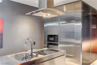 Photo #5: 2722419 Listing 