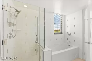 Photo #4: 2722452 Listing 