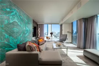 Photo #1: 2722467 Listing 