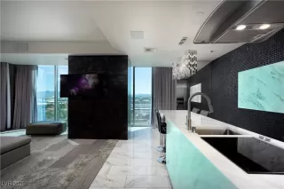 Photo #6: 2722467 Listing 