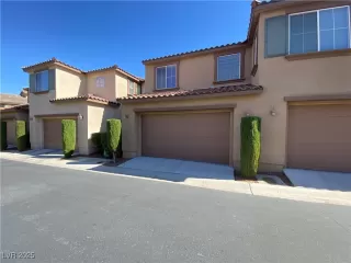 Photo #1: 2722488 Listing 