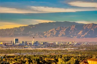 Photo #1: 2722492 Listing 