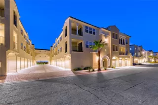 Photo #3: 2722492 Listing 