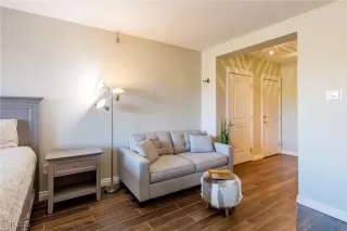 Photo #2: 2722514 Listing 