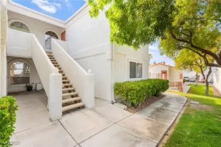 Photo #4: 2722567 Listing 