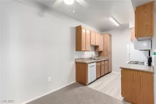 Photo #5: 2722588 Listing 