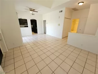 Photo #4: 2722590 Listing 