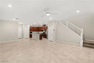 Photo #1: 2722626 Listing 