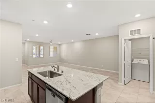 Photo #5: 2722626 Listing 