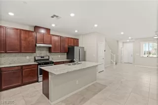 Photo #6: 2722626 Listing 