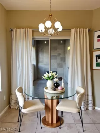 Photo #2: 2722639 Listing 