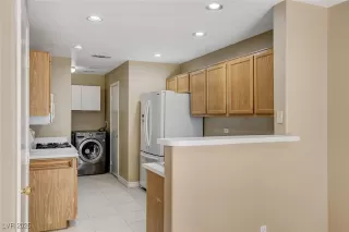 Photo #2: 2722681 Listing 