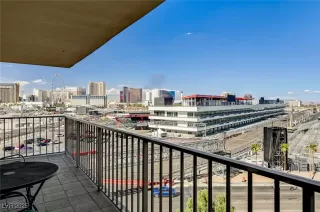 Photo #1: 2722682 Listing 