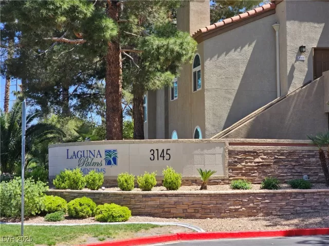 MLS: 2722722 Condo For Sale
