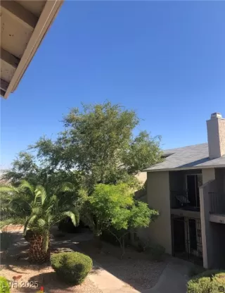 Photo #1: 2722781 Listing 