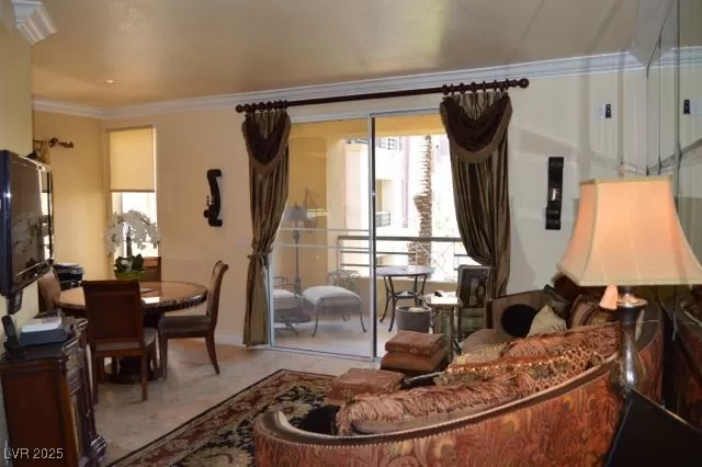 MLS: 2722785 Condo For Sale