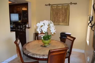 Photo #2: 2722785 Listing 