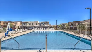 Photo #5: 2722790 Listing 