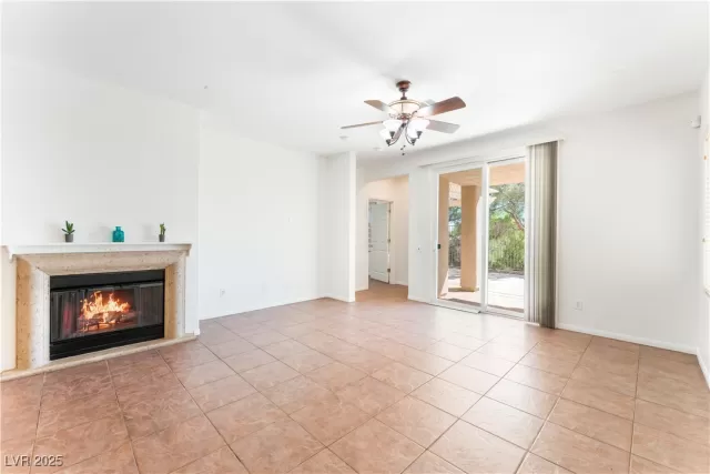 MLS: 2722801 Condo For Sale