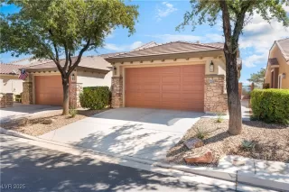 Photo #1: 2722801 Listing 