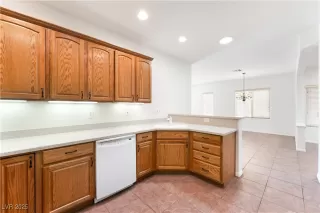 Photo #6: 2722801 Listing 