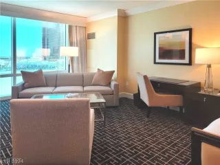 Photo #4: 2722827 Listing 