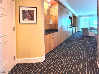 Photo #5: 2722827 Listing 