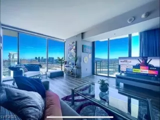 Photo #2: 2722864 Listing 