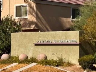 Photo #1: 2722865 Listing 