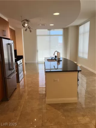 Photo #6: 2722874 Listing 