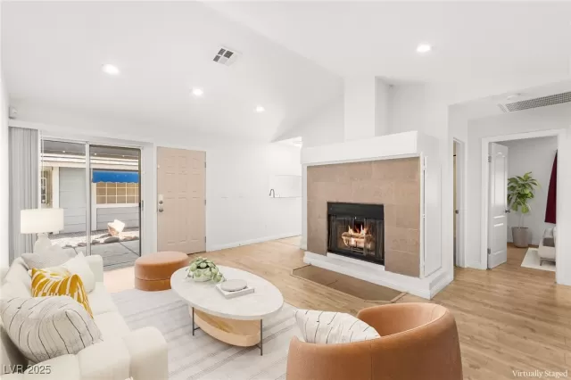 MLS: 2722885 Condo For Sale