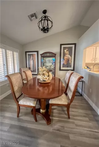 Photo #4: 2722915 Listing 