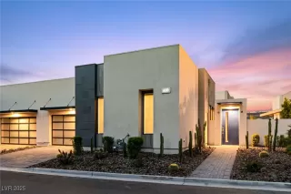 Photo #4: 2722930 Listing 