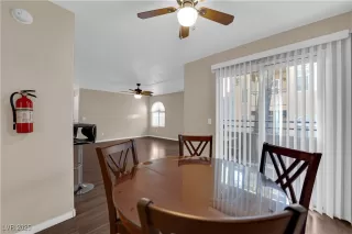 Photo #6: 2722947 Listing