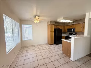 Photo #4: 2722978 Listing 